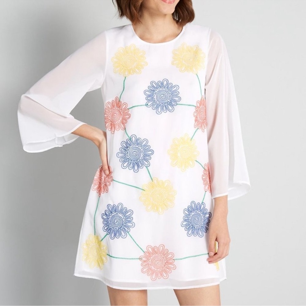 Modcloth lace Retro Shift Dress Size Large